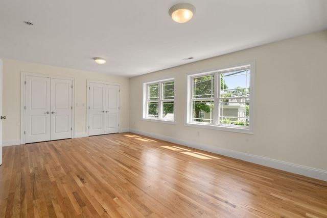 62 Redfield St 62, Boston, MA 02122