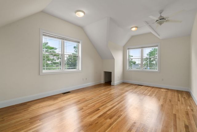62 Redfield St 62, Boston, MA 02122