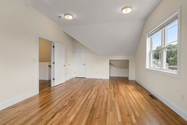 62 Redfield St 62, Boston, MA 02122