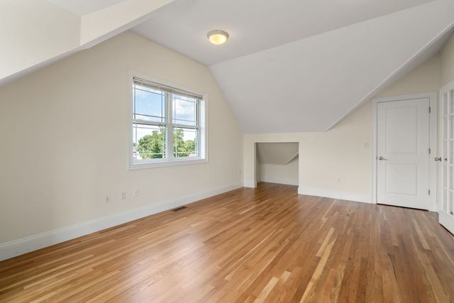 62 Redfield St 62, Boston, MA 02122