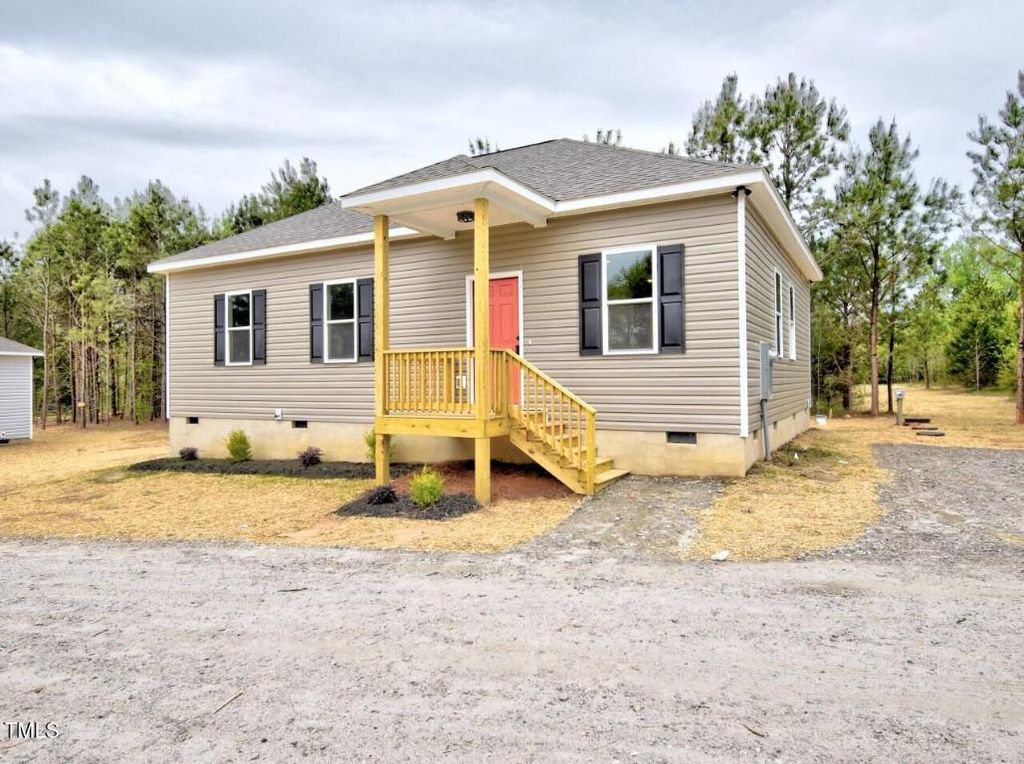 48 S Grace Way Lane, Henderson, NC 27537