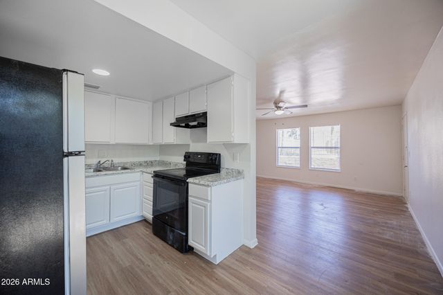 925 W PEORIA Avenue 29, Phoenix, AZ 85029