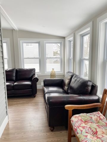 48 Linden St 1, Salem, MA 01970