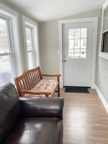 48 Linden St 1, Salem, MA 01970