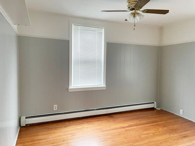 48 Linden St 1, Salem, MA 01970