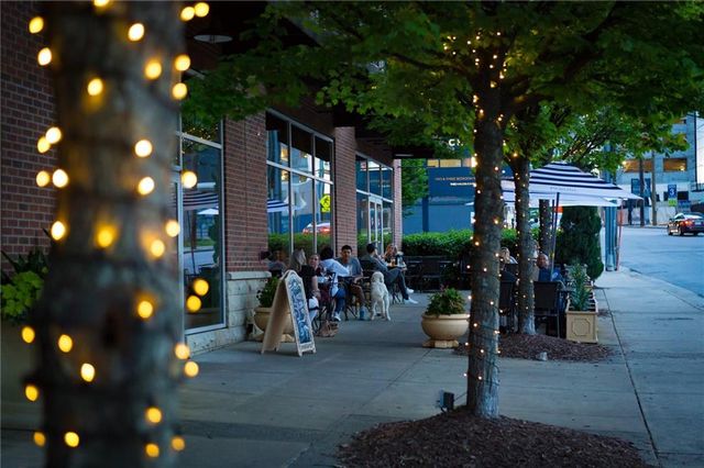 325 E Paces Ferry Road NE 502, Atlanta, GA 30305