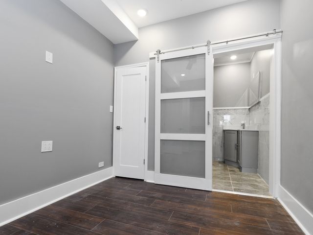 7305 S Sangamon Street, Chicago, IL 60621