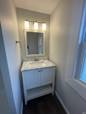 600 E 1st Street, Bloomington, IN 47401