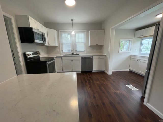 600 E 1st Street, Bloomington, IN 47401