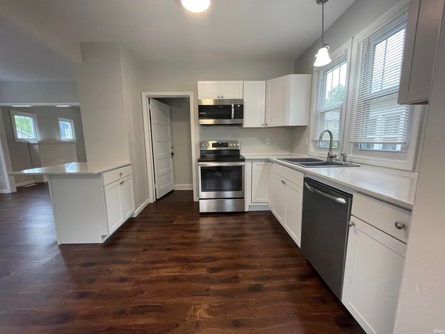 600 E 1st Street, Bloomington, IN 47401