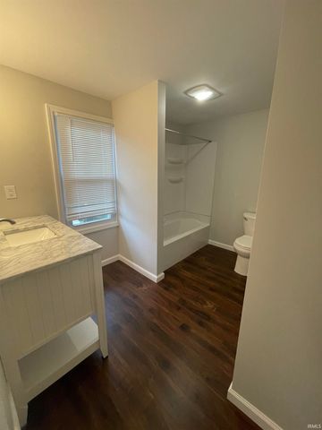 600 E 1st Street, Bloomington, IN 47401