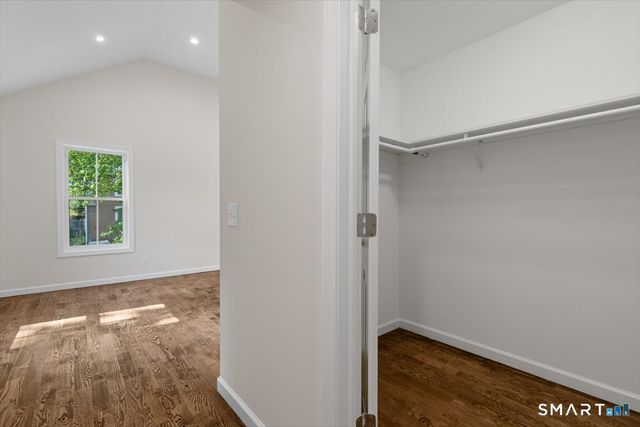 410 Alba Avenue, Bridgeport, CT 06606