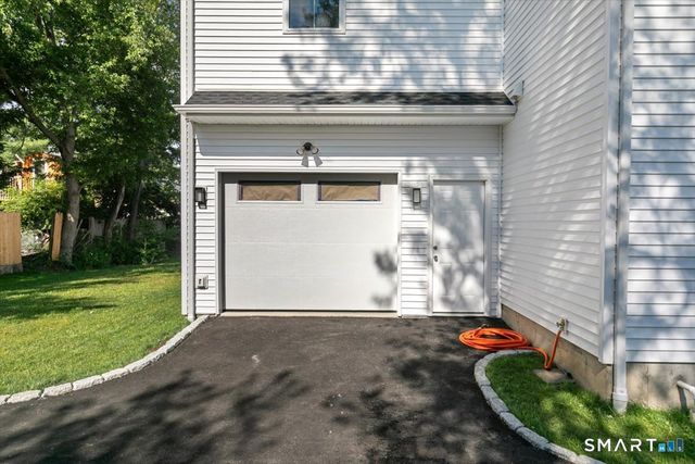 410 Alba Avenue, Bridgeport, CT 06606