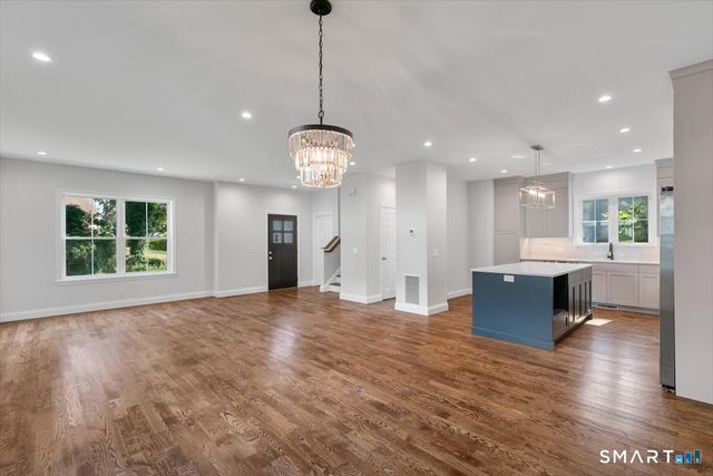 410 Alba Avenue, Bridgeport, CT 06606