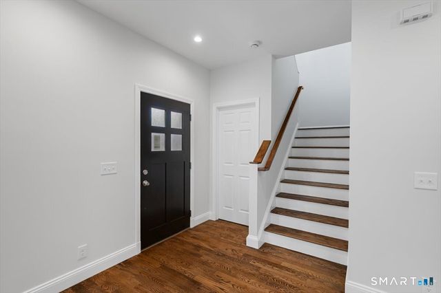 410 Alba Avenue, Bridgeport, CT 06606