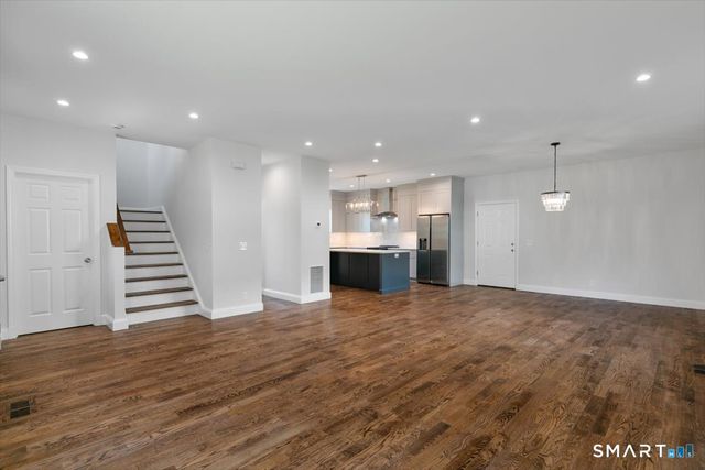 410 Alba Avenue, Bridgeport, CT 06606