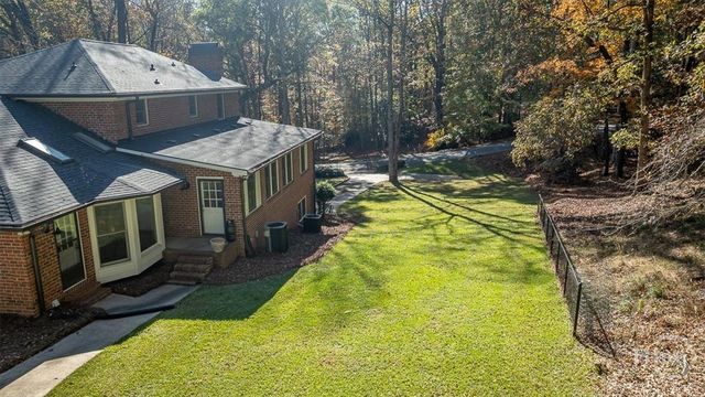 330 Stoneland Drive, Athens, GA 30606