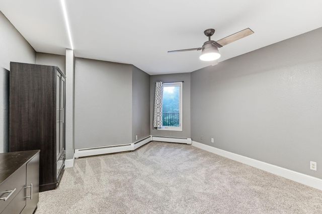 1700 Four Oaks Road 331, Eagan, MN 55121