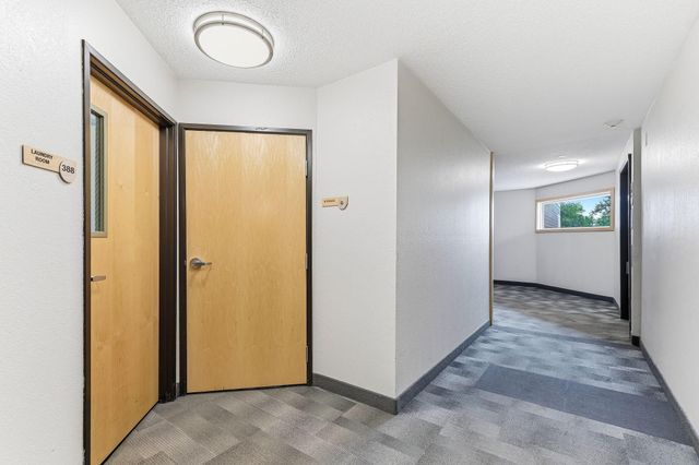 1700 Four Oaks Road 331, Eagan, MN 55121