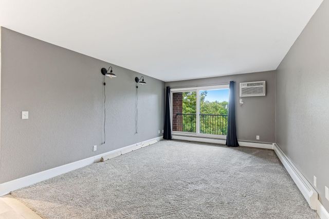 1700 Four Oaks Road 331, Eagan, MN 55121