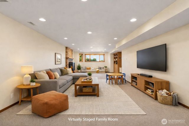 7723 168th Place SW, Edmonds, WA 98026