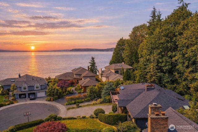 7723 168th Place SW, Edmonds, WA 98026