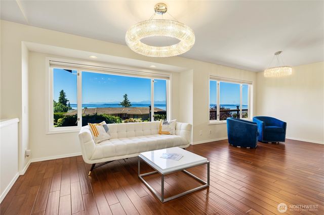 7723 168th Place SW, Edmonds, WA 98026