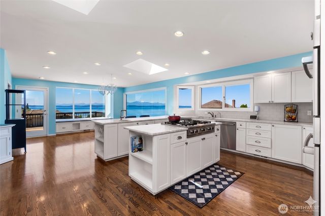 7723 168th Place SW, Edmonds, WA 98026