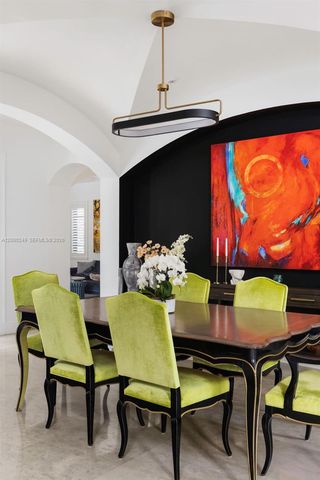 475 Amalfi Ave, Coral Gables, FL 33146