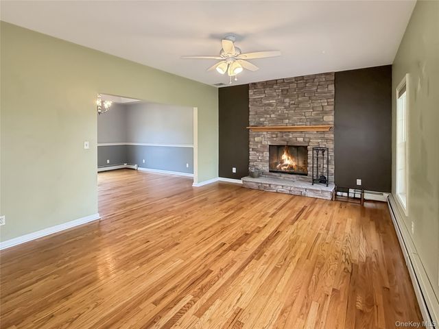 343 North Avenue, Pleasant Valley, NY 12569
