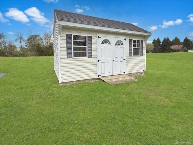 343 North Avenue, Pleasant Valley, NY 12569