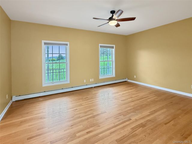 343 North Avenue, Pleasant Valley, NY 12569