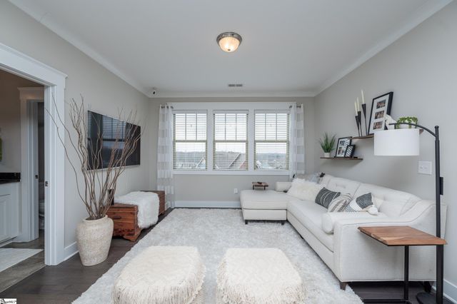 120 Longfellow Way, Simpsonville, SC 29681