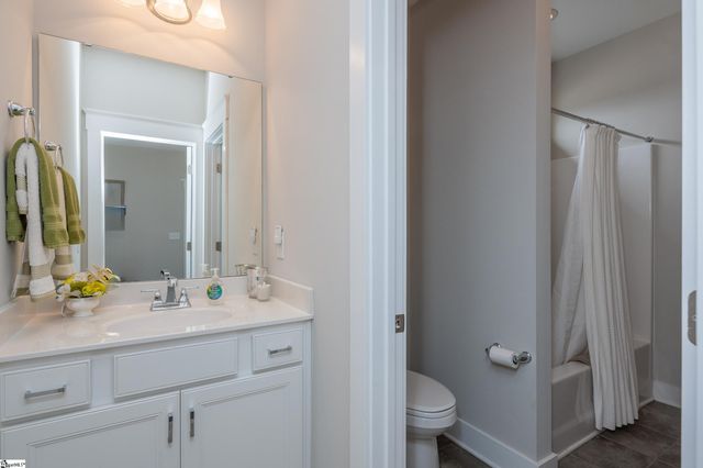 120 Longfellow Way, Simpsonville, SC 29681