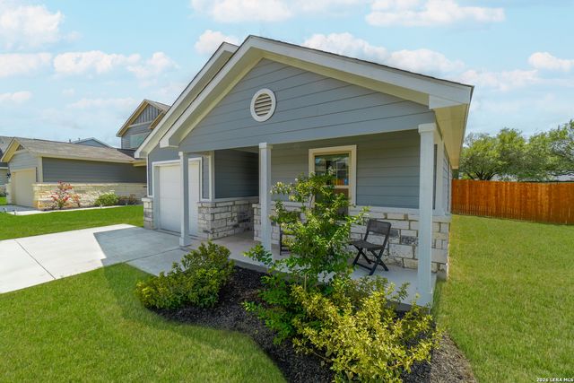 822 Hickory Trl, San Antonio, TX 78245