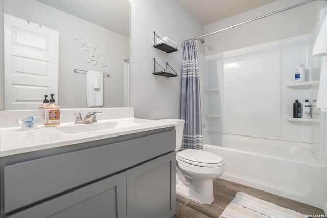 822 Hickory Trl, San Antonio, TX 78245