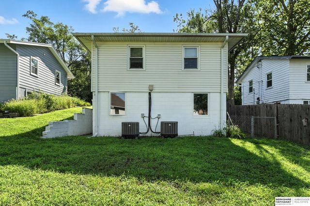 904 N 12th Street, Plattsmouth, NE 68048