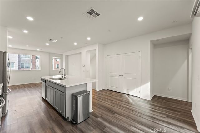 18443 Montage, Northridge, CA 91324