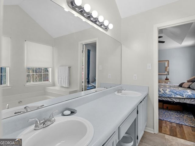 40 Salem Court, Mcdonough, GA 30252