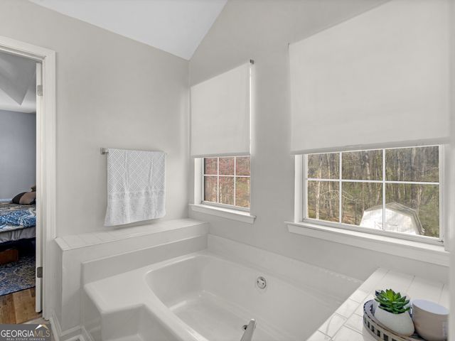 40 Salem Court, Mcdonough, GA 30252