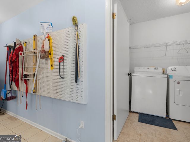 40 Salem Court, Mcdonough, GA 30252