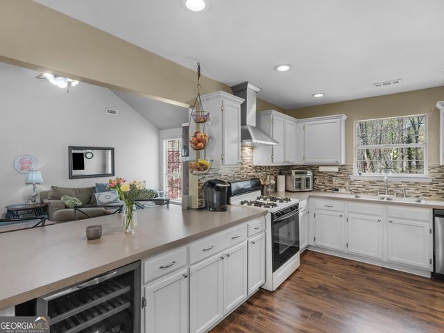 40 Salem Court, Mcdonough, GA 30252