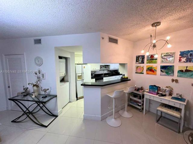 701 Brickell Key Blvd 2309, Miami, FL 33131