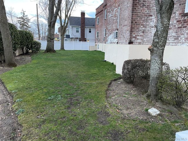 43 N Forest Avenue C21, Rockville Centre, NY 11570