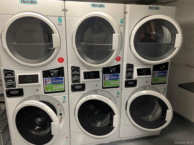 43 N Forest Avenue C21, Rockville Centre, NY 11570