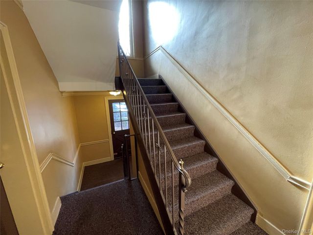 43 N Forest Avenue C21, Rockville Centre, NY 11570