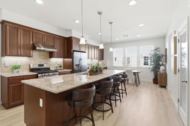 323 Wild Rose Way, Milpitas, CA 95035