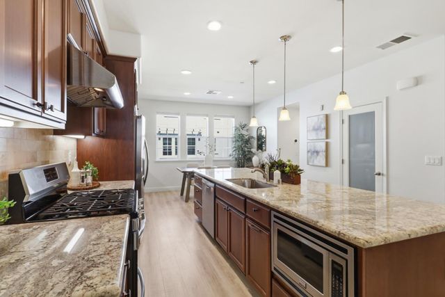 323 Wild Rose Way, Milpitas, CA 95035