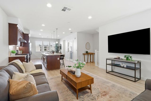 323 Wild Rose Way, Milpitas, CA 95035