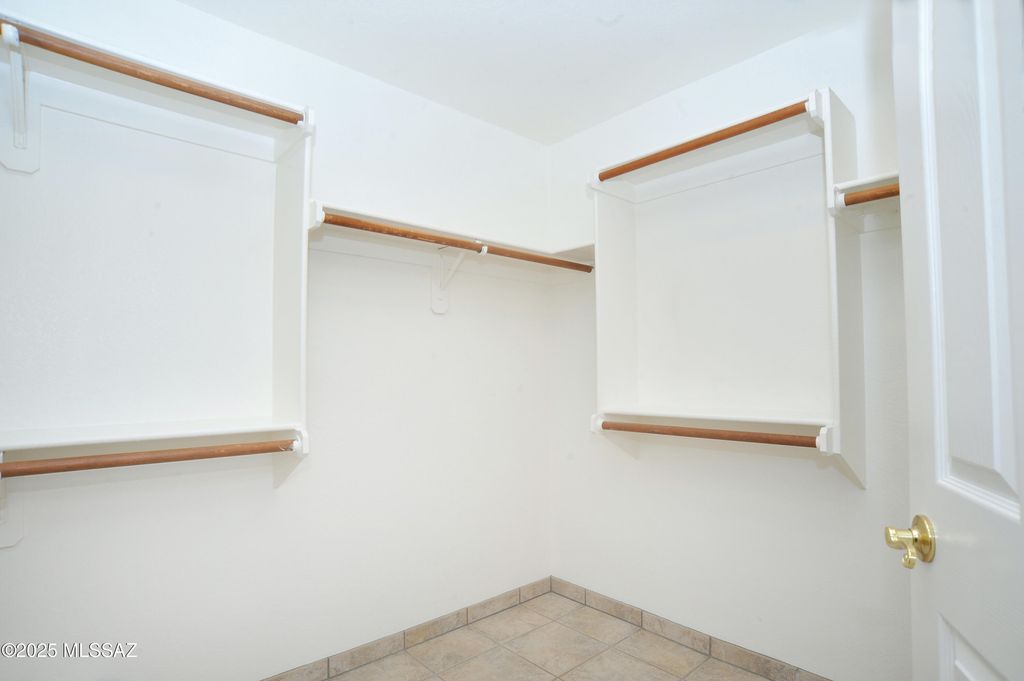 Image 15 of property listing at 4162 N Calle Vista Ciudad, Tucson, AZ 85750